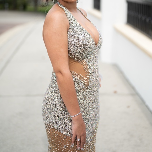 Elegant Silver Halter Prom Dress